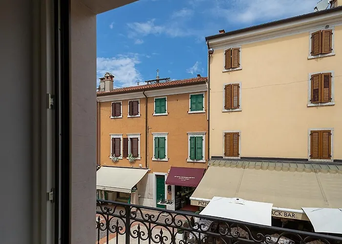 Baur - Regarda Travel ברדולינו