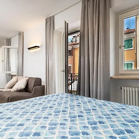 Baur - Regarda Travel * Bardolino