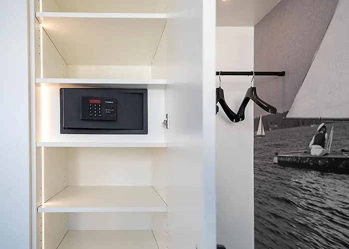 Baur - Regarda Travel 바르돌리노